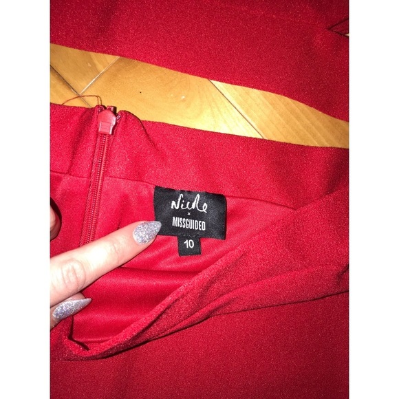 Misguided two piece red set - Picture 2 of 3